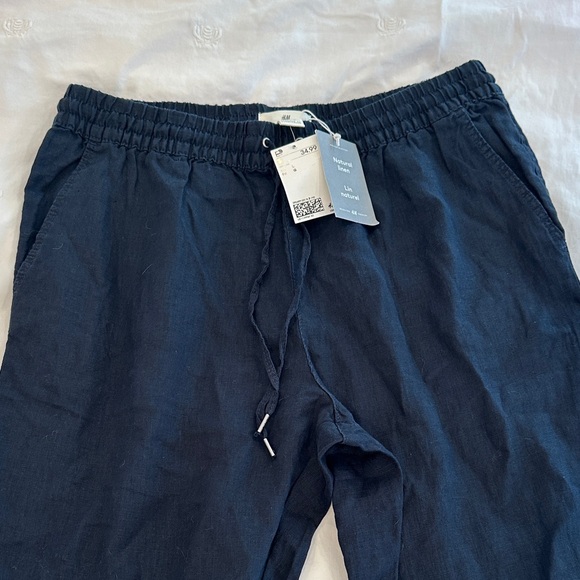 H&M Women's Navy Wide Leg Pants - Picture 2 of 6